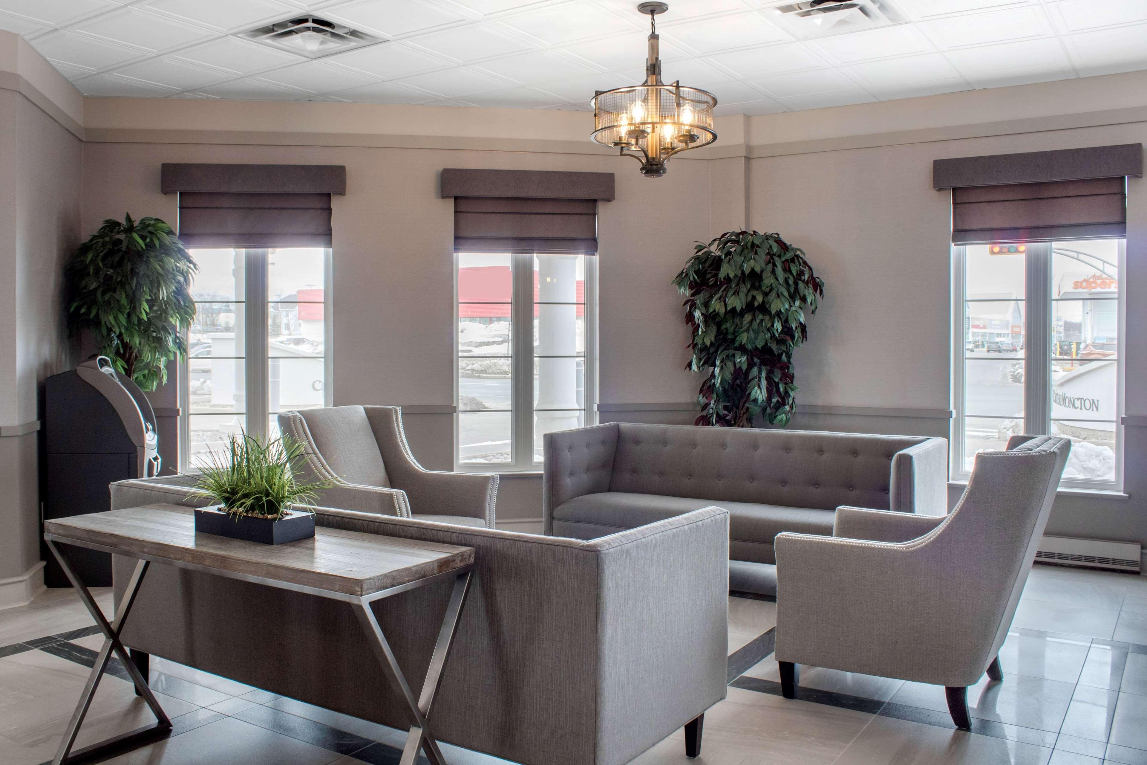 Chateau Moncton Trademark Collection By Wyndham Exterior photo
